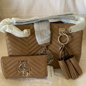 🌷GUESS Brown Satchel & Matching Wallet🌷